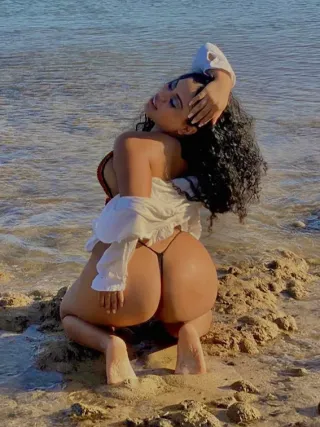 Onlyfans: stephanyzc07