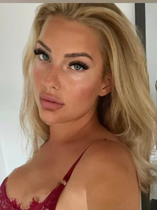 Onlyfans: ninaahh